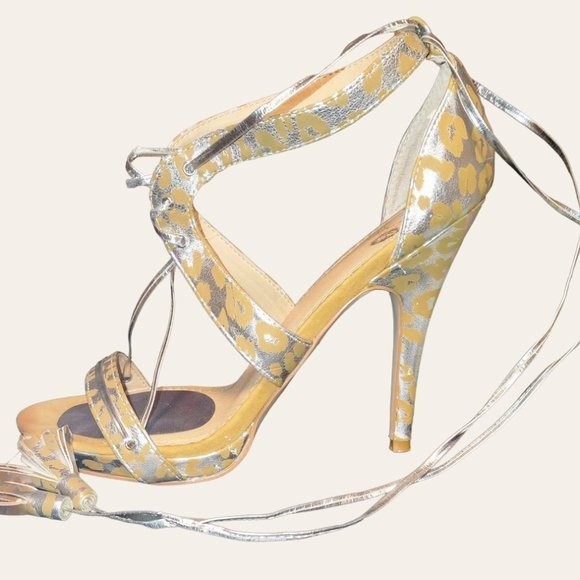 Colin Stuart Metallic Leopard Cheetah Animal Print Gold Silver Lace Up Wrap heel - Picture 3 of 16